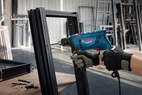 Bosch GSB 600 Darbeli Matkap + 100 Parça Aksesuar Seti